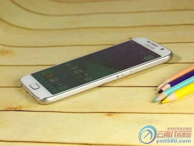 霸气出色体验 三星G9200焰博报价4780元