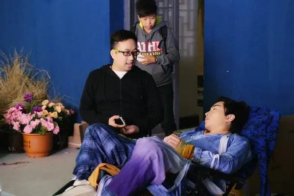 于正疑似朋友圈diss郭敬明,这是作秀还是真心打抱不平?
