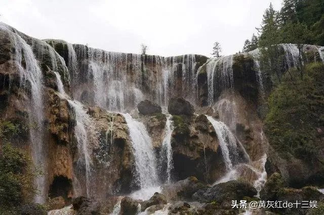 谭维维改编的摇滚《敢问路在何方》,为何大家反响如此强烈?