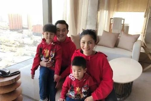 孙楠女儿读的传统学校已关门,明星的孩子都上哪些名校?