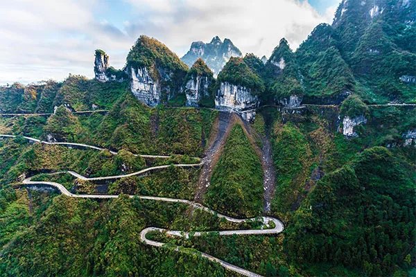 张家界十大旅游景点 去张家界不容错过的景点推荐