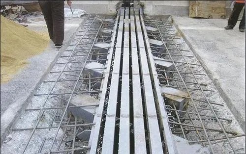 桥梁伸缩缝的作用是什么