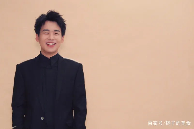 岳云鹏再次说德云社是郭麒麟的,是清醒了吗,对此你怎么看?