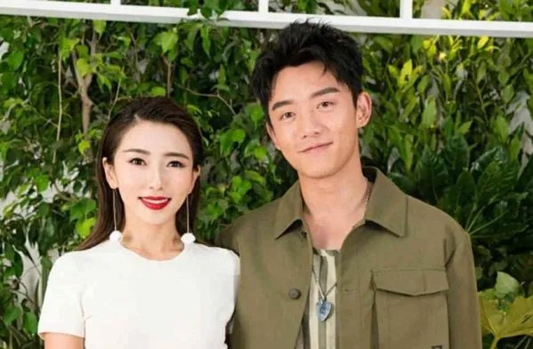 单身已久的大龄男神郑恺终于被爆出新恋情了，是真的吗？