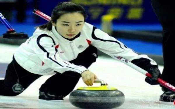 韩国白富美金智善为什么愿意嫁给中国穷小子?