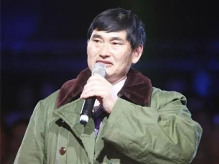 网上公开明星捐款名单数额后,为何网友纷纷为朱之文叫惨?