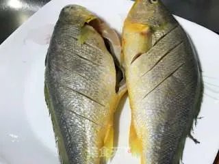 红烧黄花鱼