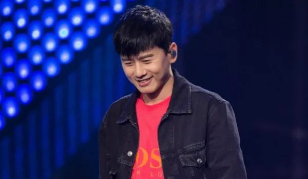 张杰谢娜时不时的被传离婚的原因是什么?