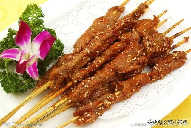 烧烤小店如何吸引顾客?
