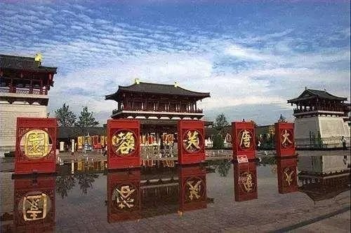 西安那么多高校大学生,为什么毕业大部分都选择离开?