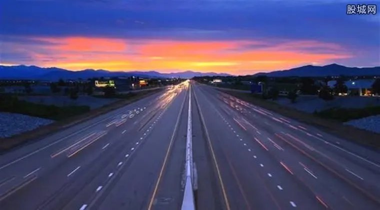 中国首条超级公路引关注 这条超级公路亮点甚多