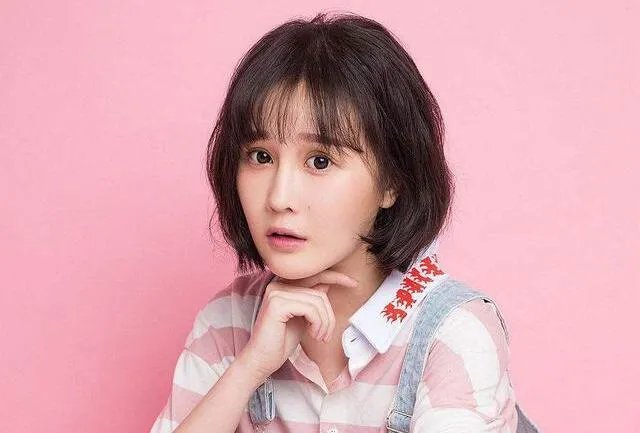 赵本山女儿直播征婚,房车全有彩礼倒贴,但为何却无人“应聘”?