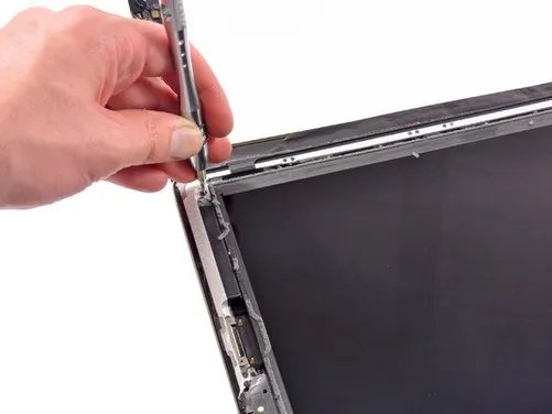 买完就糟蹋？苹果The new iPad泪奔拆解