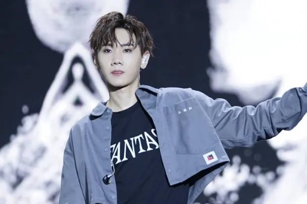 网络十大经典歌曲排行榜:《有何不可》上榜,90后专属回忆
