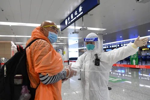 31省区市新增确诊13例均为境外输入,如何做好境外疫情防控?