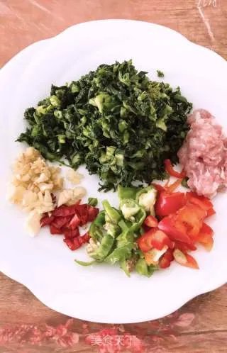 雪里红炒肉