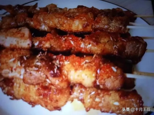 烧烤小店如何吸引顾客?