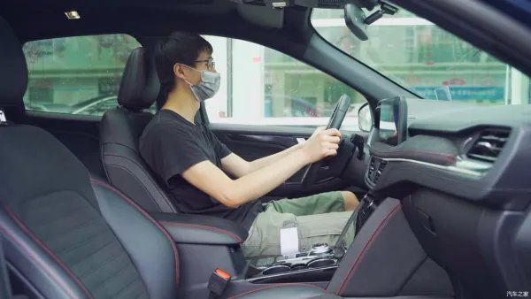 长了一副百万豪车的脸,却只要17.98万,它是谁?!