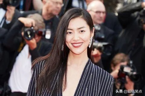 如何看待刘雯和蔻驰解约?会对刘雯的事业产生什么影响?
